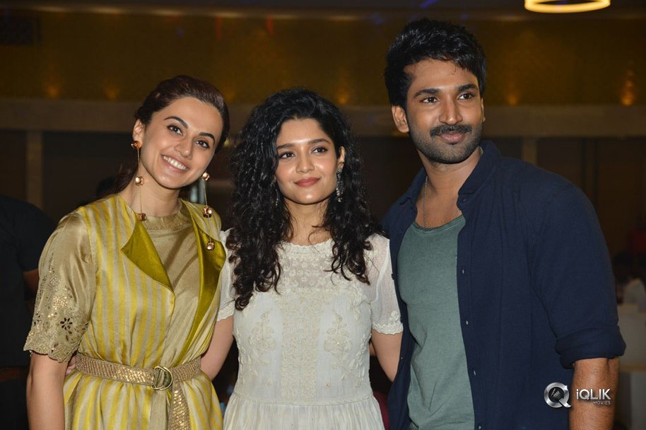 Neevevaro-Movie-Press-Meet-Photos